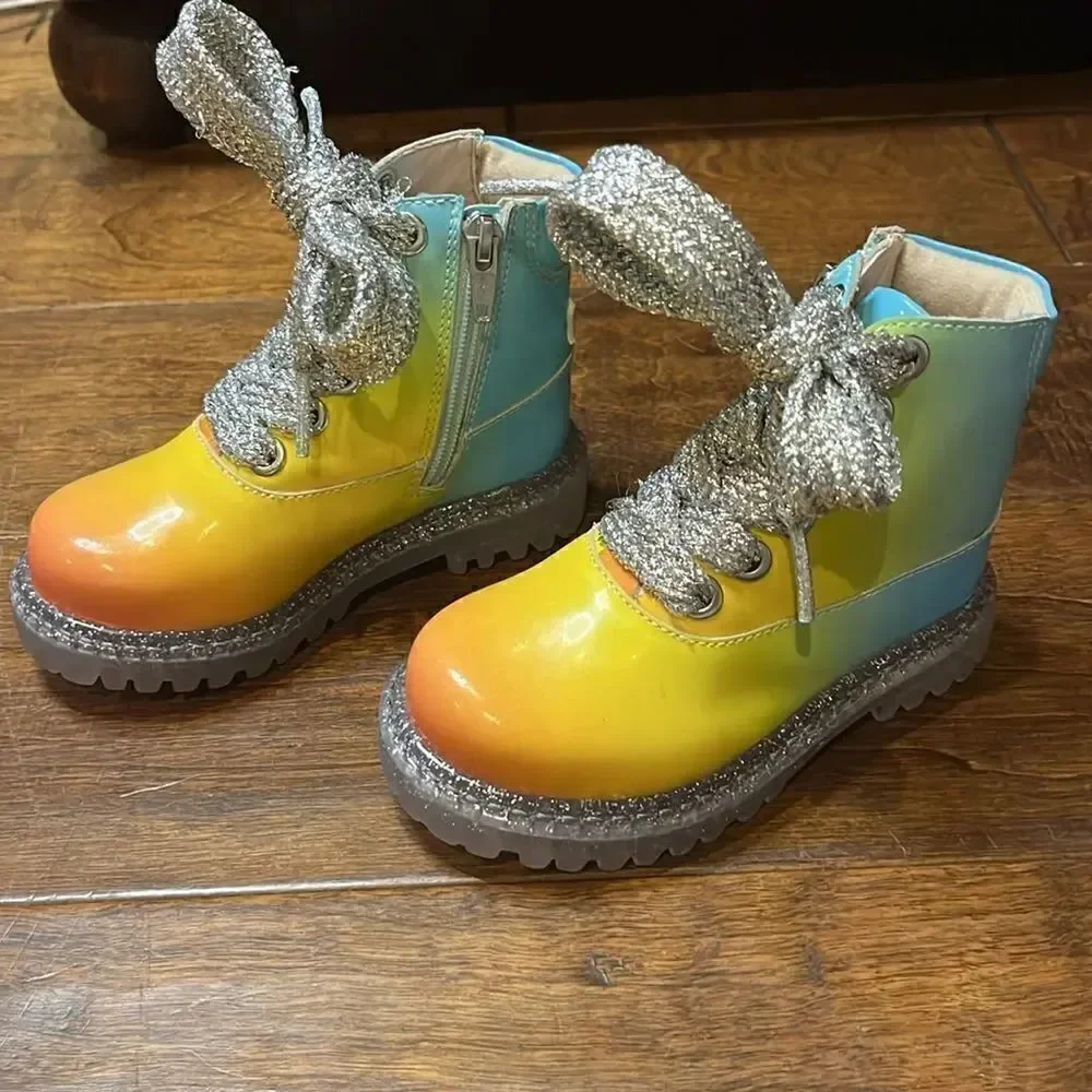 Sophia Webster Mini girls ombre patent leather Rococo boot, 6 (baby)!